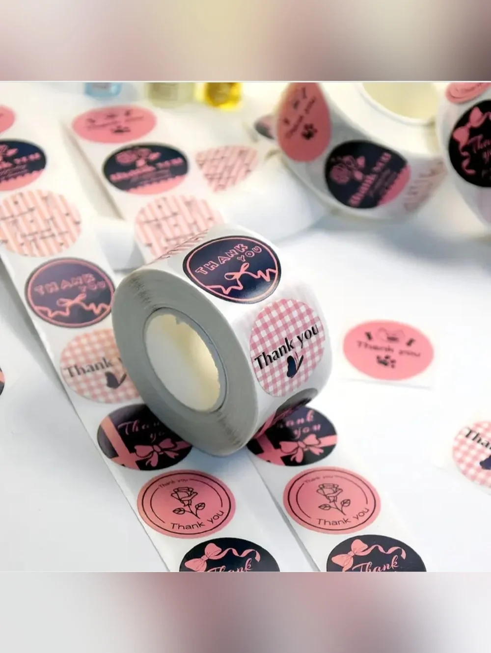 500 pcs Thank You Stickers Roll Pink Black Cute Packaging Labels
